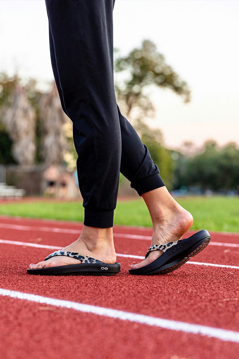 OOFOS(ウーフォス)OOlala Limited ウーララリミテッド リカバリーサンダル 0037155 -7