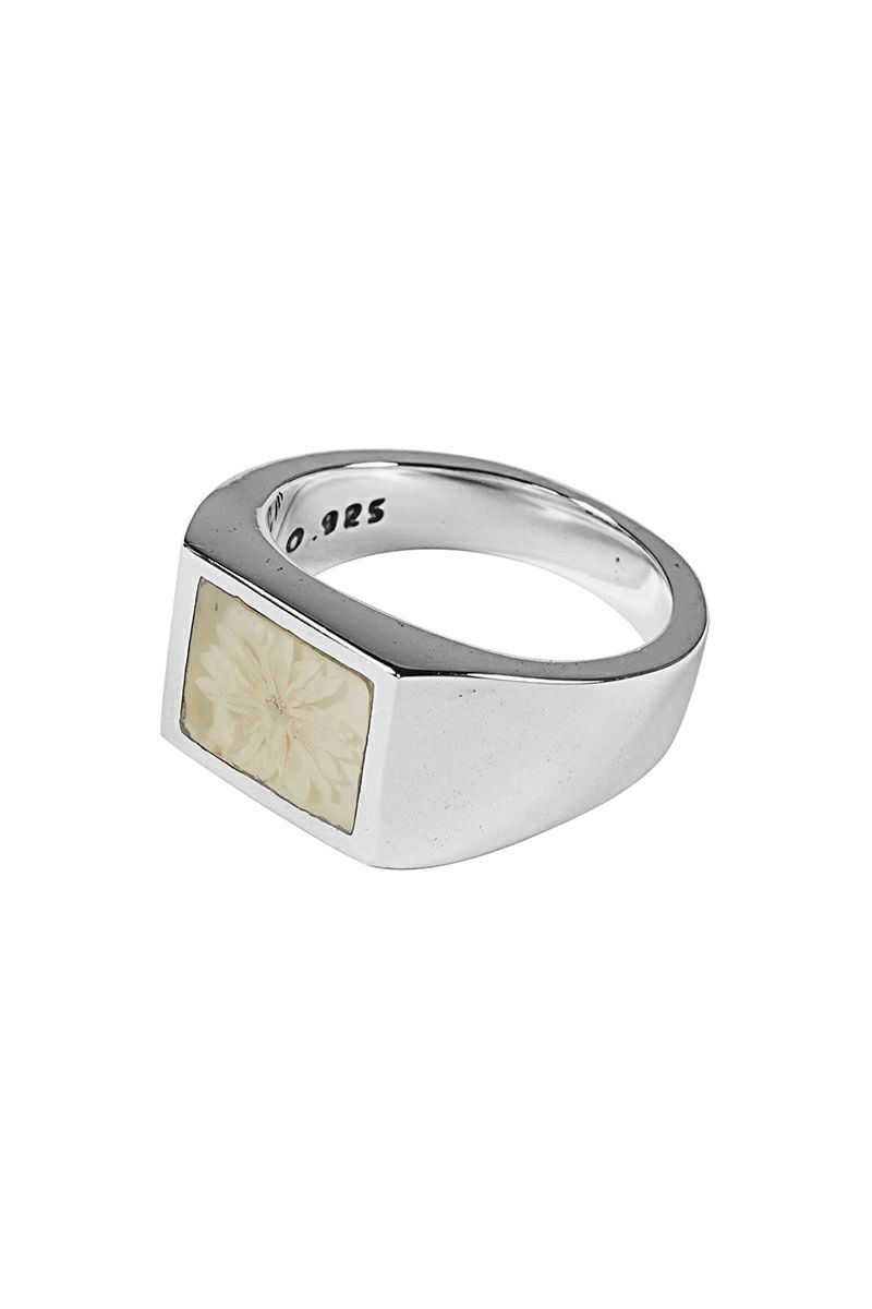XOLO(ショロ)Signet Ring with White Flower シグネットリング ホワイトフラワー XOR045 -1