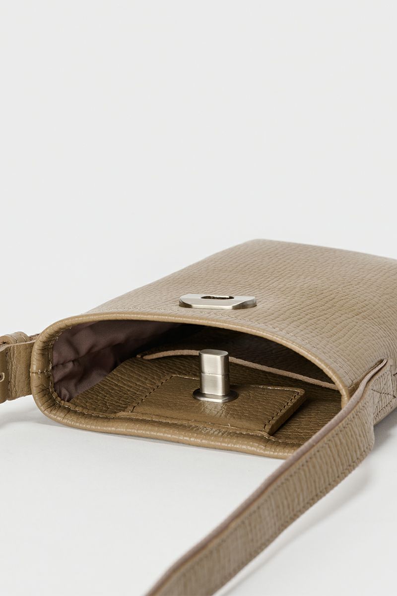 Hender Scheme(エンダースキーマ)twist buckle bag XS ツイストバックルバッグXS ur-rb-txs -5