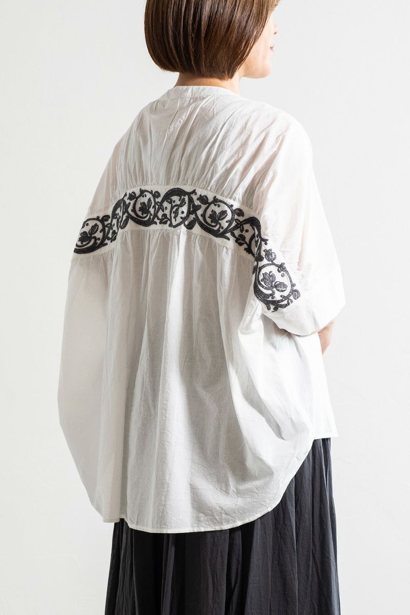 PORTE (ポルト)【広告掲載商品】<br>ブラウス バックギャザー刺繍 500-88504 -3