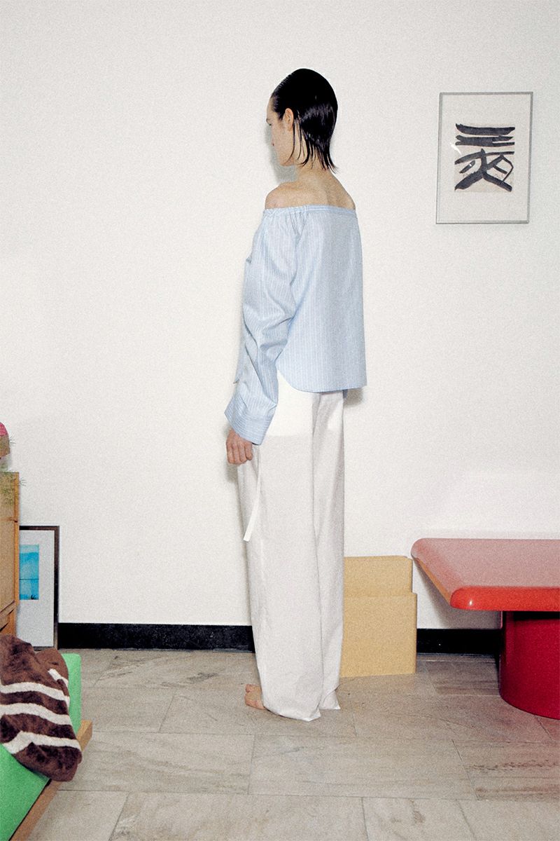VERSO(ヴェルソ)Off-shoulder Volume Blouse オフショルダーボリュームブラウス VRS24SSBL002 -4
