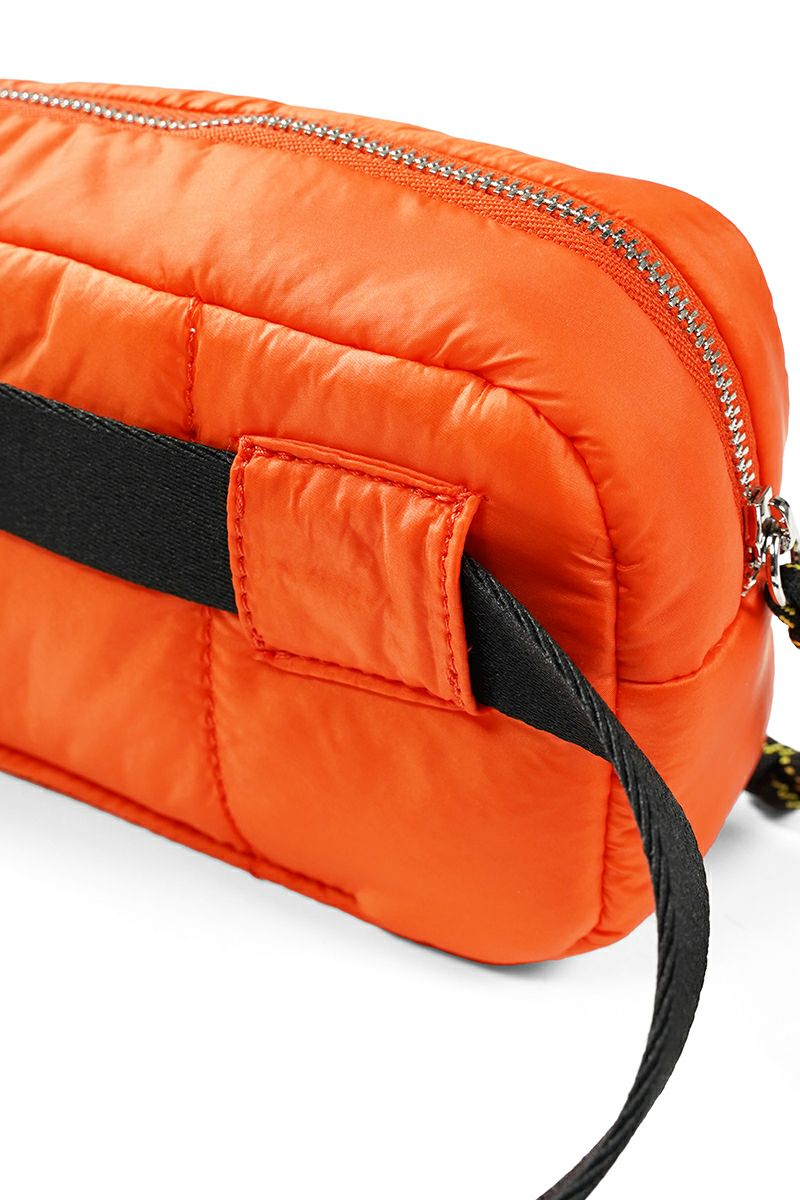 A.P.C(アーペーセー)Puffy ヒップバッグ 24236-1-02229 -5