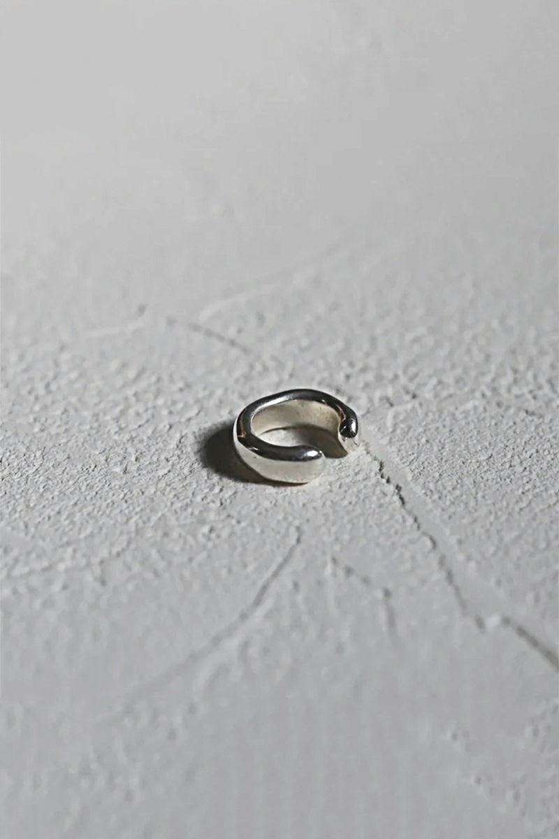 TEN.(テン)ビットイヤーカフ SV EC-0016