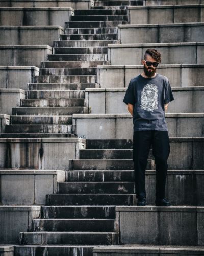 【saintmxxxxxx LOOKBOOKS】SM-YS1-0000-004 / SS TEE / CHOSEN / BLACK