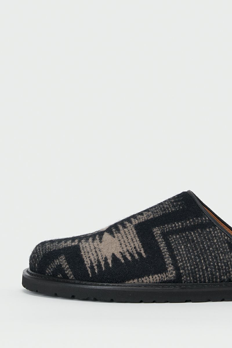 Hender Scheme(エンダースキーマ)Hender Scheme × PENDLETON(エンダースキーマ ×ペンドルトン) comfy crog コンフィークロッグ pd-s-cmc -2