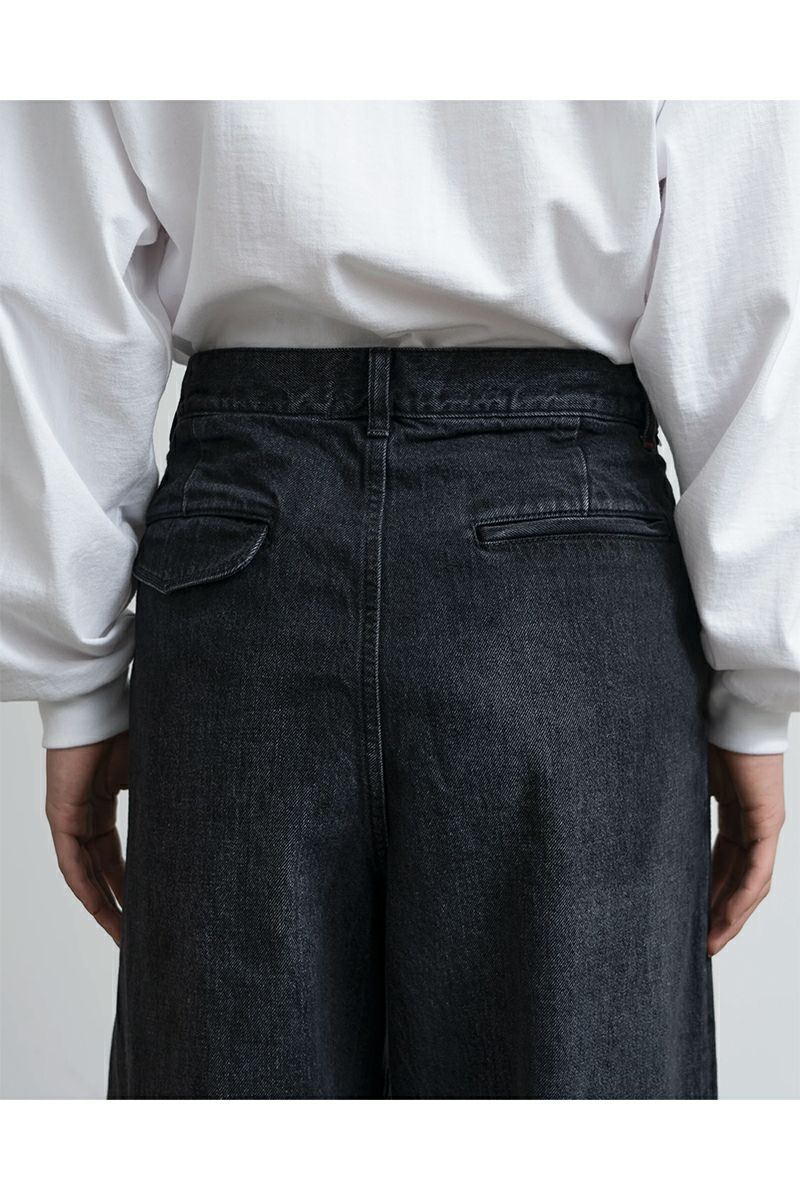 Graphpaper(グラフペーパー)Selvage Denim Two Tuck Pants -DARK FADE- セルビッチデニムツータックパンツ GU251-40188DB -2