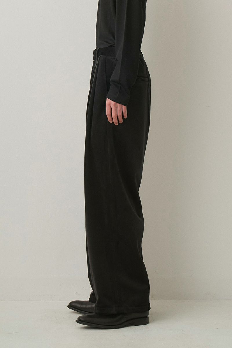 JUHA(ユハ) LUSTROUS CORDUROY WIDE PANTS ラスタラスコーデュロイワイドパンツ 10220805-2