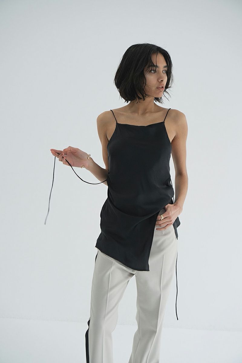 CLANE(クラネ) | CLANE(クラネ)DRAPE SATIN CAMISOLE TOPS ドレープ