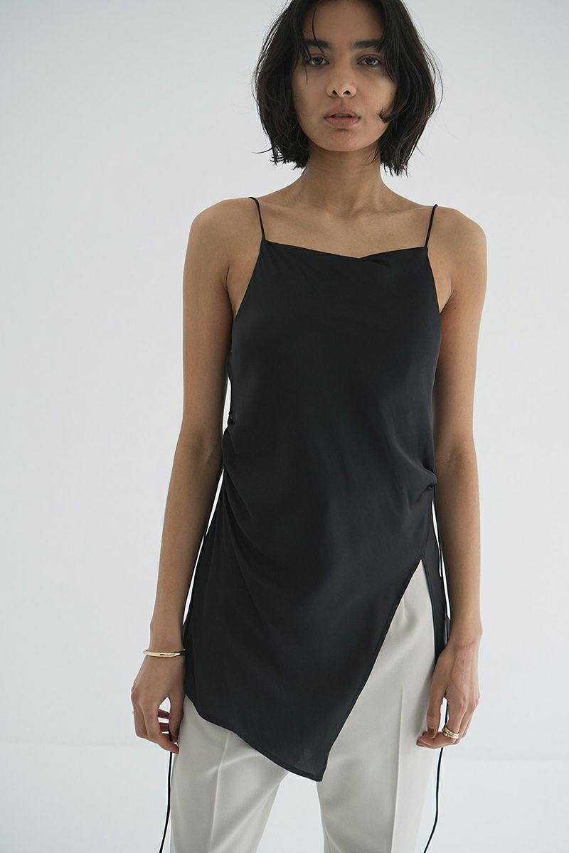 CLANE(クラネ) DRAPE SATIN CAMISOLE TOPS ドレープサテンキャミソールトップス 18122-4282