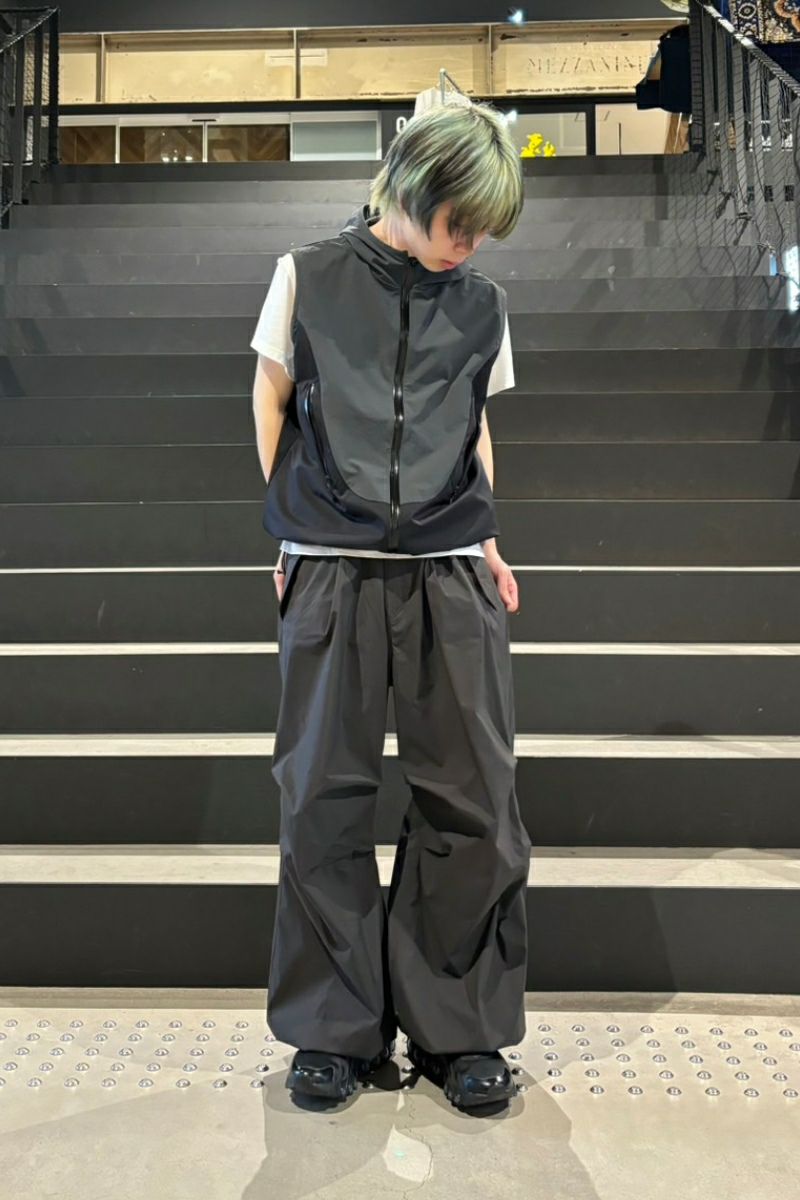 OL(オーエル)；MARMOT(マーモット キャピタル)；01