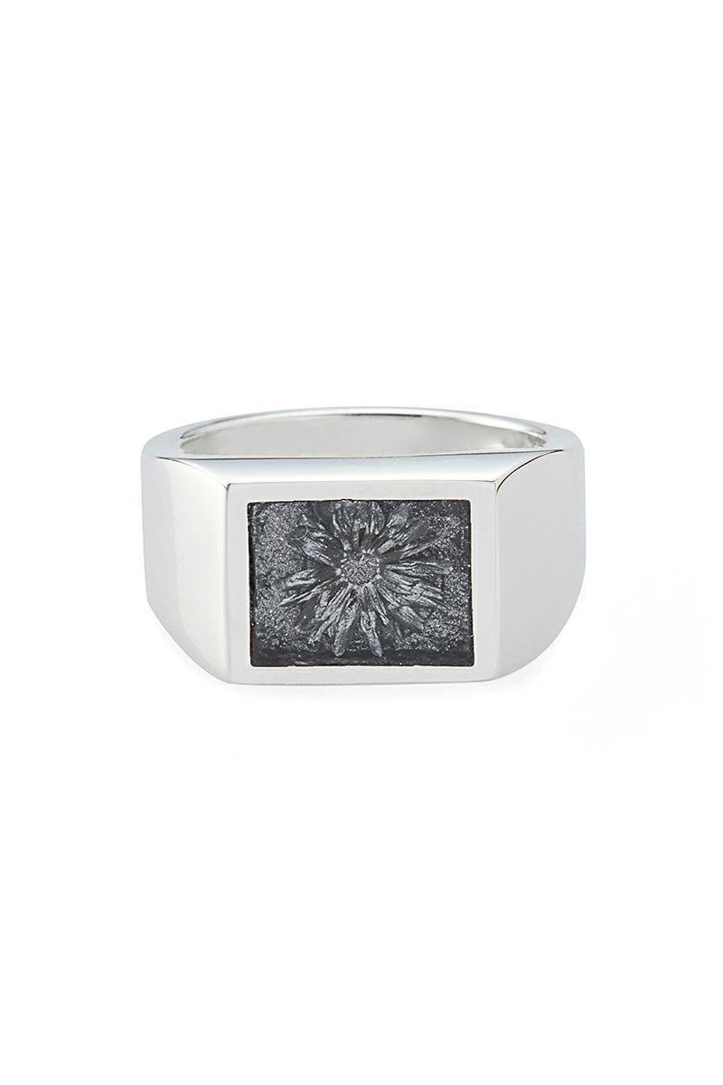 XOLO(ショロ) Signet Ring with Steel Gray Flower シグネットリングウィズスティールグレーフラワー XOR117