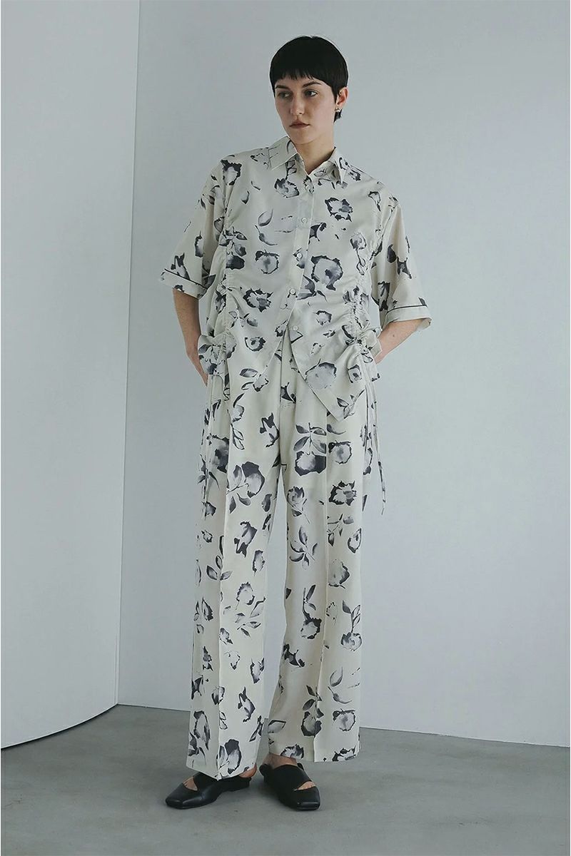 MANOF(マノフ) BLURRED FLOWER SHIRTS フラワーシャツ 89122-4012
