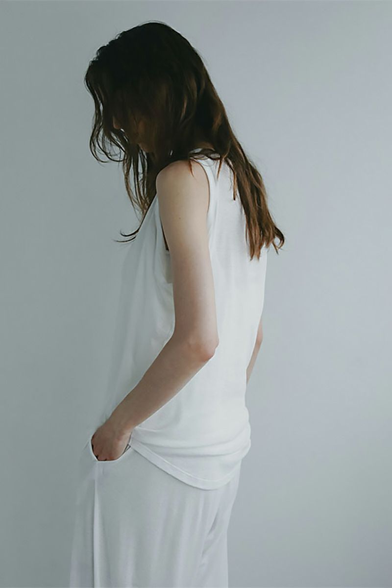 ETRE TOKYO(エトレトウキョウ) ヘンリーネックエアリータンクトップ 1225412001