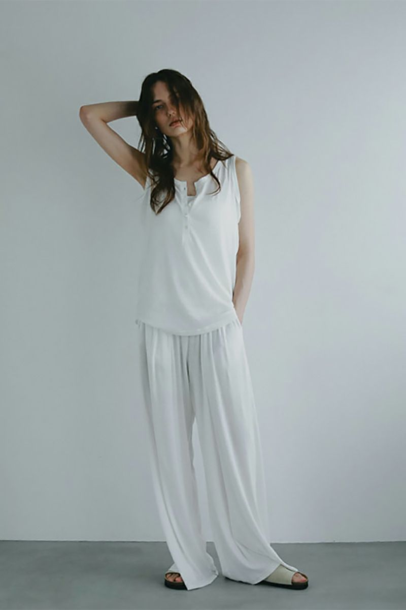 ETRE TOKYO(エトレトウキョウ) ヘンリーネックエアリータンクトップ 1225412001