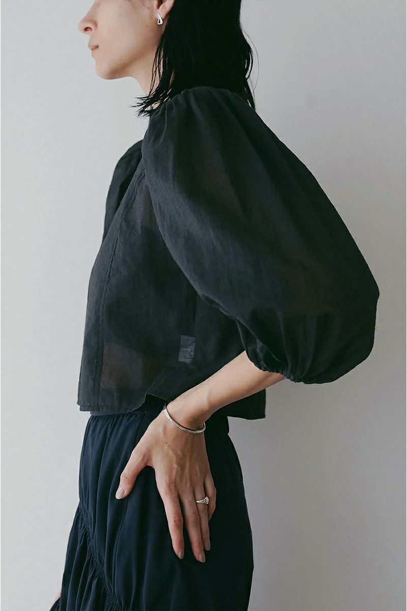 MANOF(マノフ) SHEER GATHER BLOUSE シアーギャザーブラウス 89122-4002