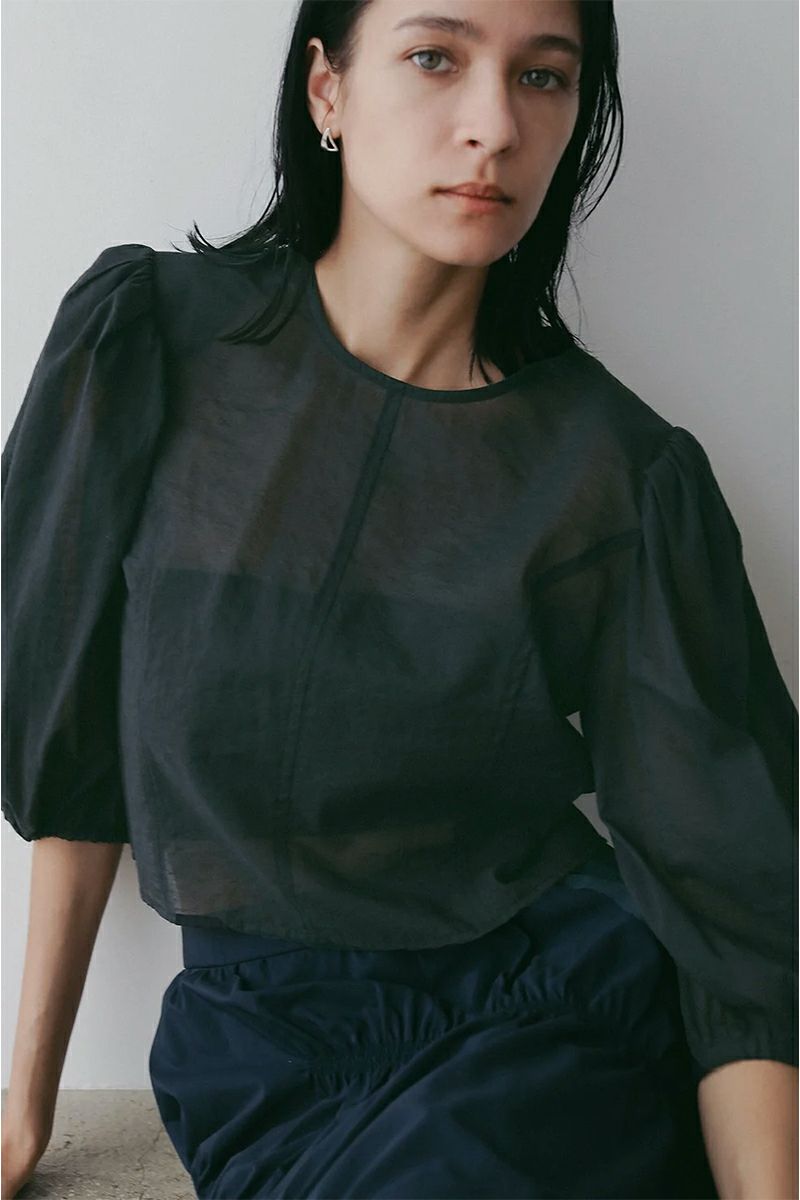 MANOF(マノフ) SHEER GATHER BLOUSE シアーギャザーブラウス 89122-4002