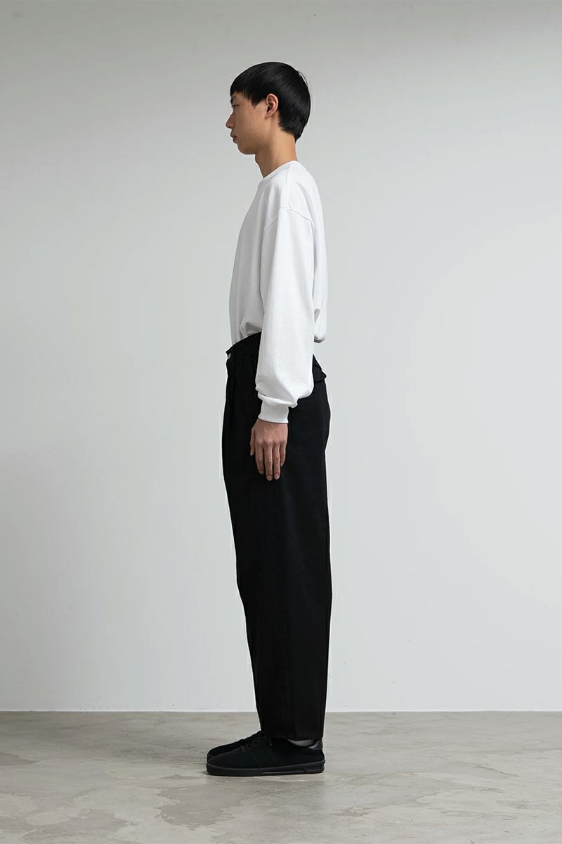 Graphpaper(グラフペーパー) Selvage Denim Two Tuck Tapered Pants セルヴィッチデニムツータックテーパードパンツ GU253-40060RB