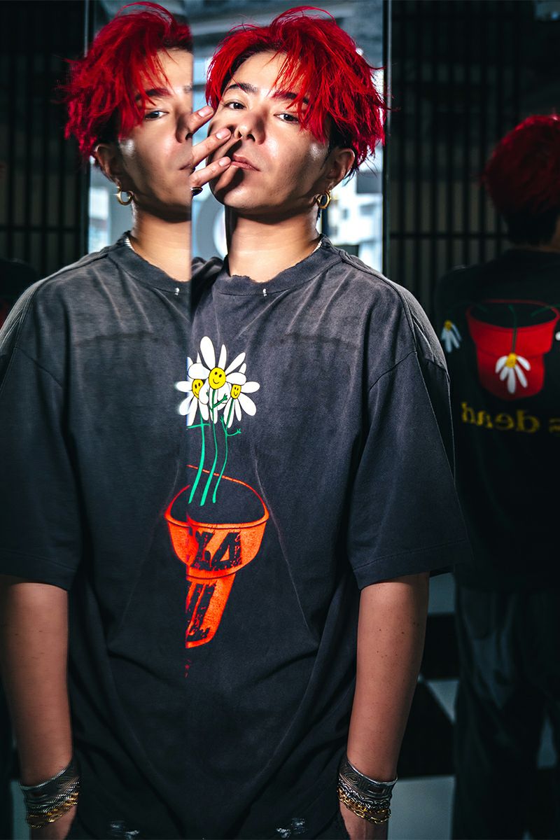 SAINT Mxxxxxx(セントマイケル)  SM-HR1-0000-C18 / DLS_SS TEE DE LA SOUL BLACK 半袖Tシャツ