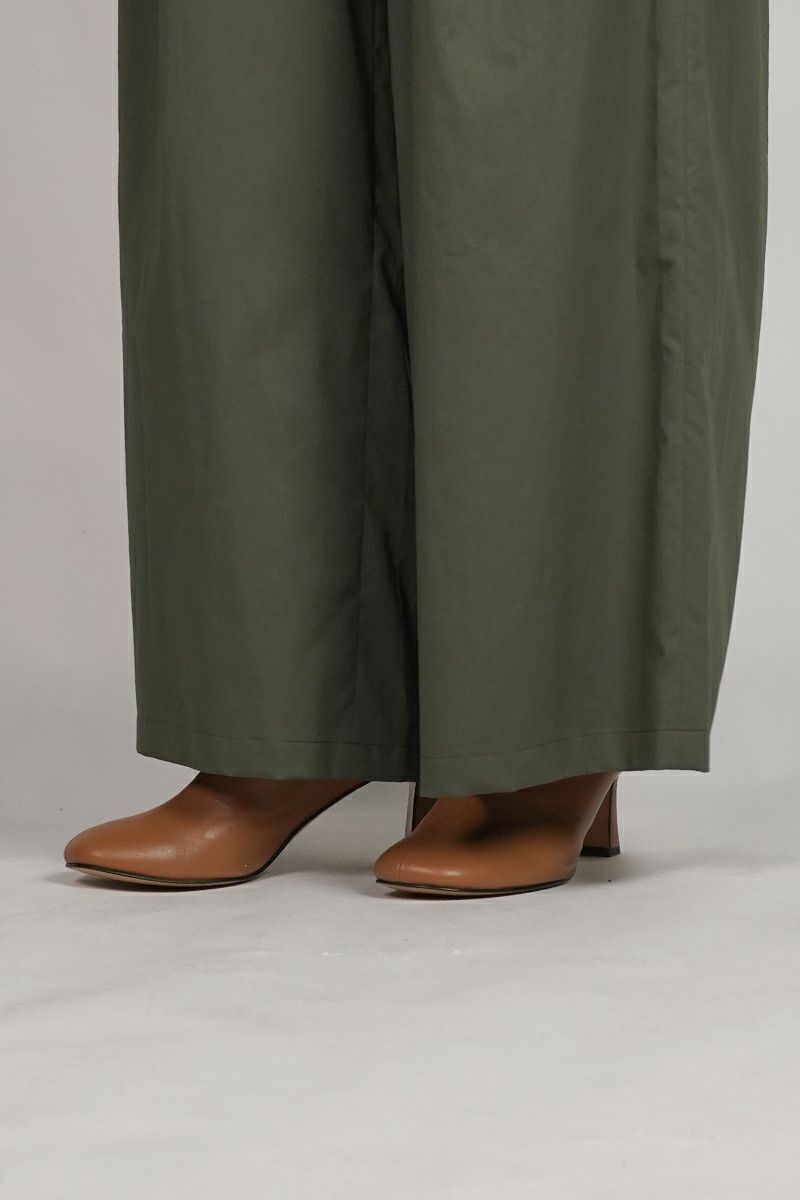 Graphpaper(グラフペーパー) Silicon Poplin Two Tuck Easy Wide Pants シリコンポプリンツータックイージーワイドパンツ GL253-40185