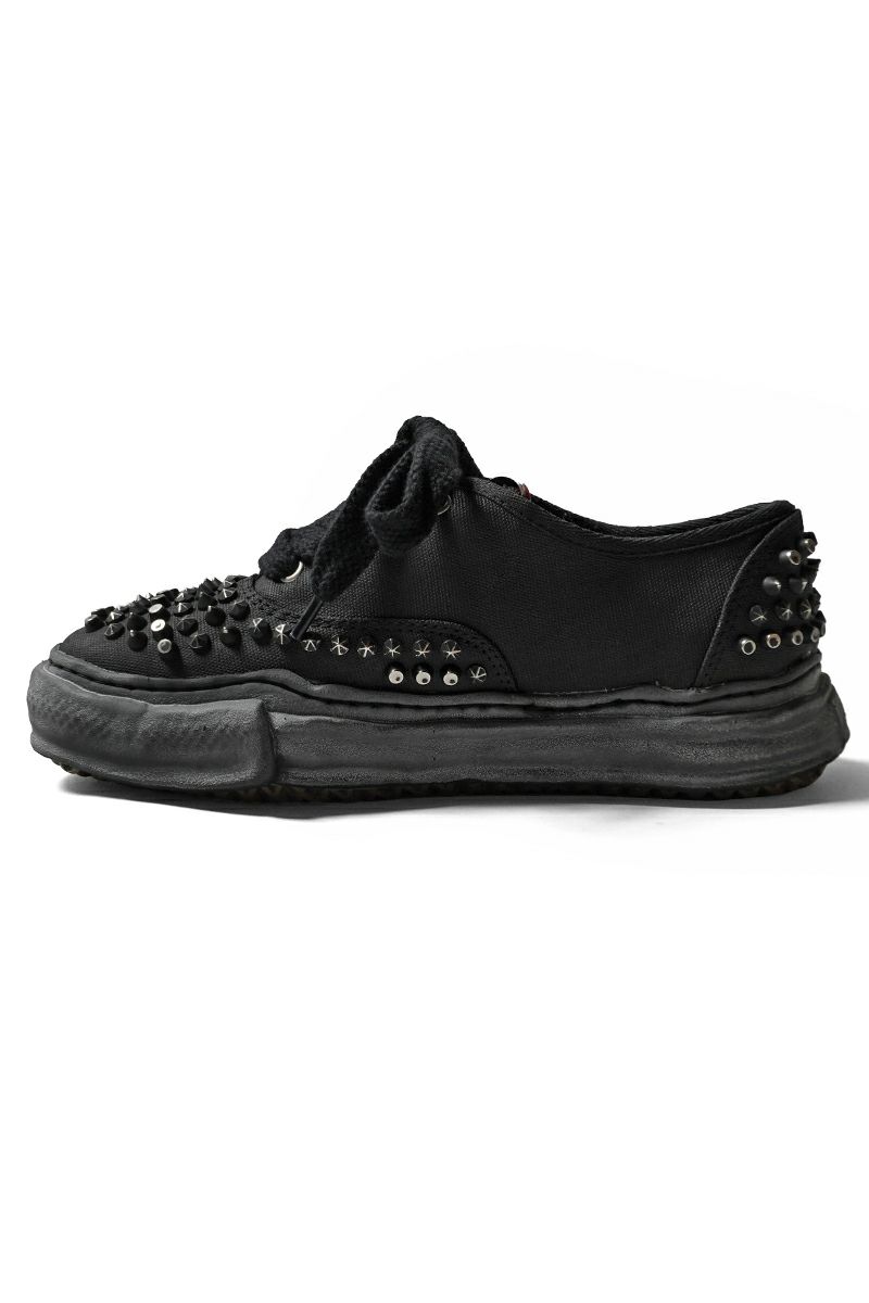 Maison MIHARA YASUHIRO(メゾン ミハラヤスヒロ) BAKER / original sole studded paint canvas Low -Top sneaker ベイカー スタッズペイントキャンバス A15FW733