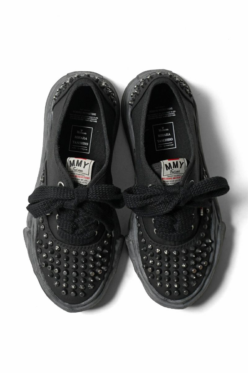 Maison MIHARA YASUHIRO(メゾン ミハラヤスヒロ) BAKER / original sole studded paint canvas Low -Top sneaker ベイカー スタッズペイントキャンバス A15FW733