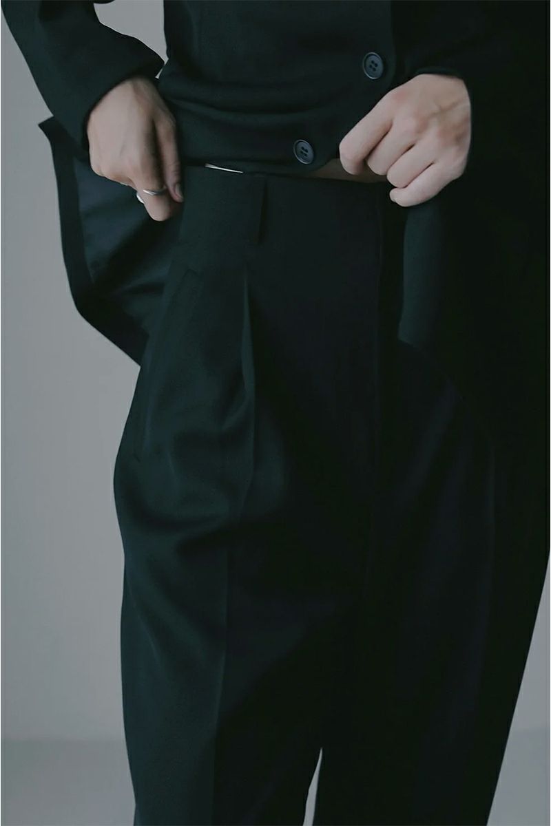 MANOF(マノフ) HIGH WAIST TAPERED PANTS ハイウエストテーパードパンツ 89110-7082