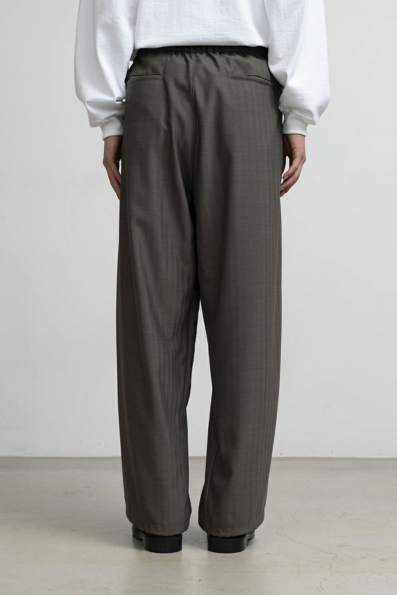 Graphpaper(グラフペーパー) Melange Herringbone Stripe Chef Track Pants メランジヘリンボーンストライプシェフタックパンツ GM253-40335