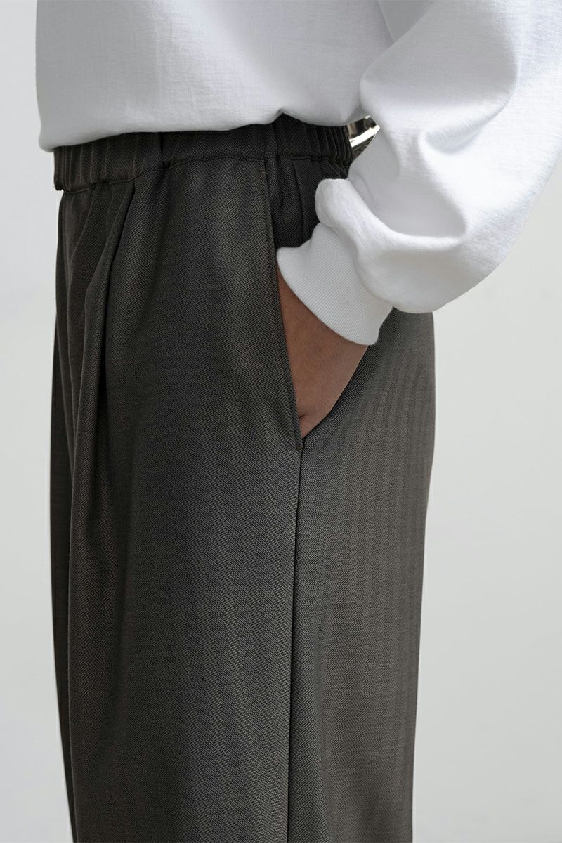 Graphpaper(グラフペーパー) Melange Herringbone Stripe Chef Track Pants メランジヘリンボーンストライプシェフタックパンツ GM253-40335