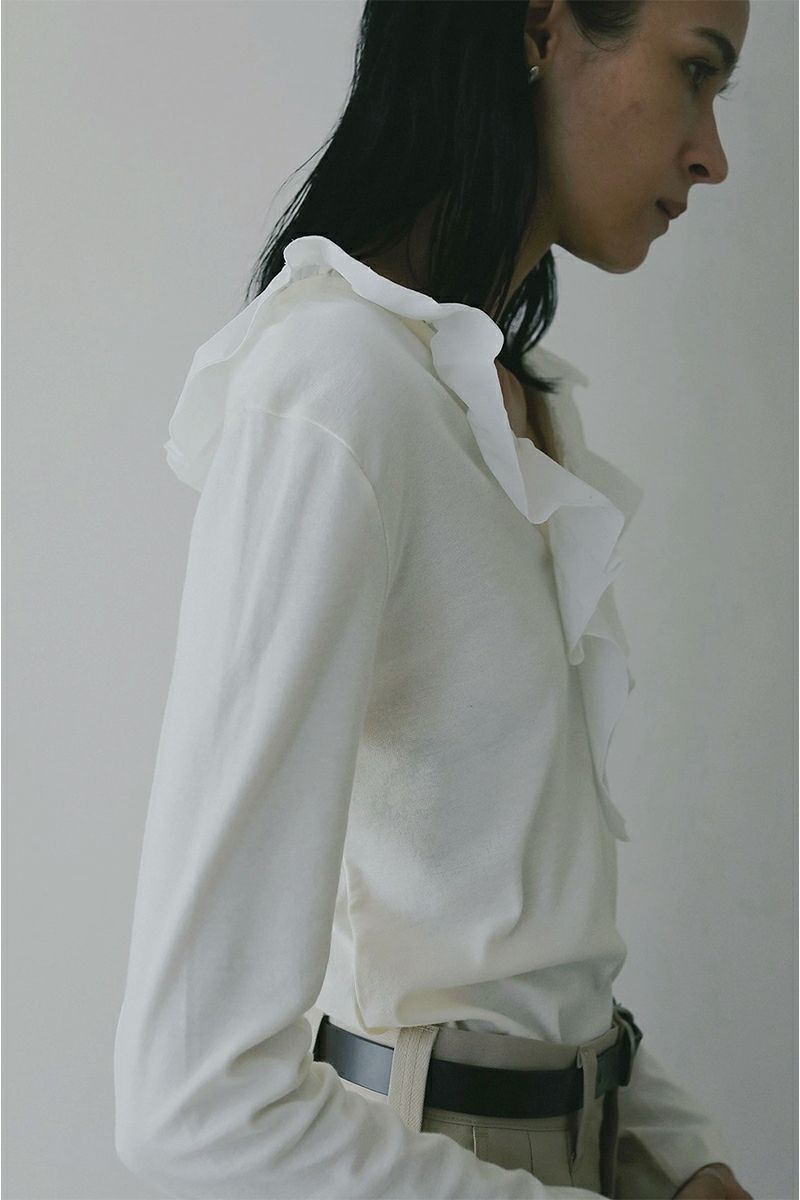 MANOF(マノフ) 2WAY FRILL NECK CUT TOPS 2ウェイフリルネックカットトップス 89105-1142