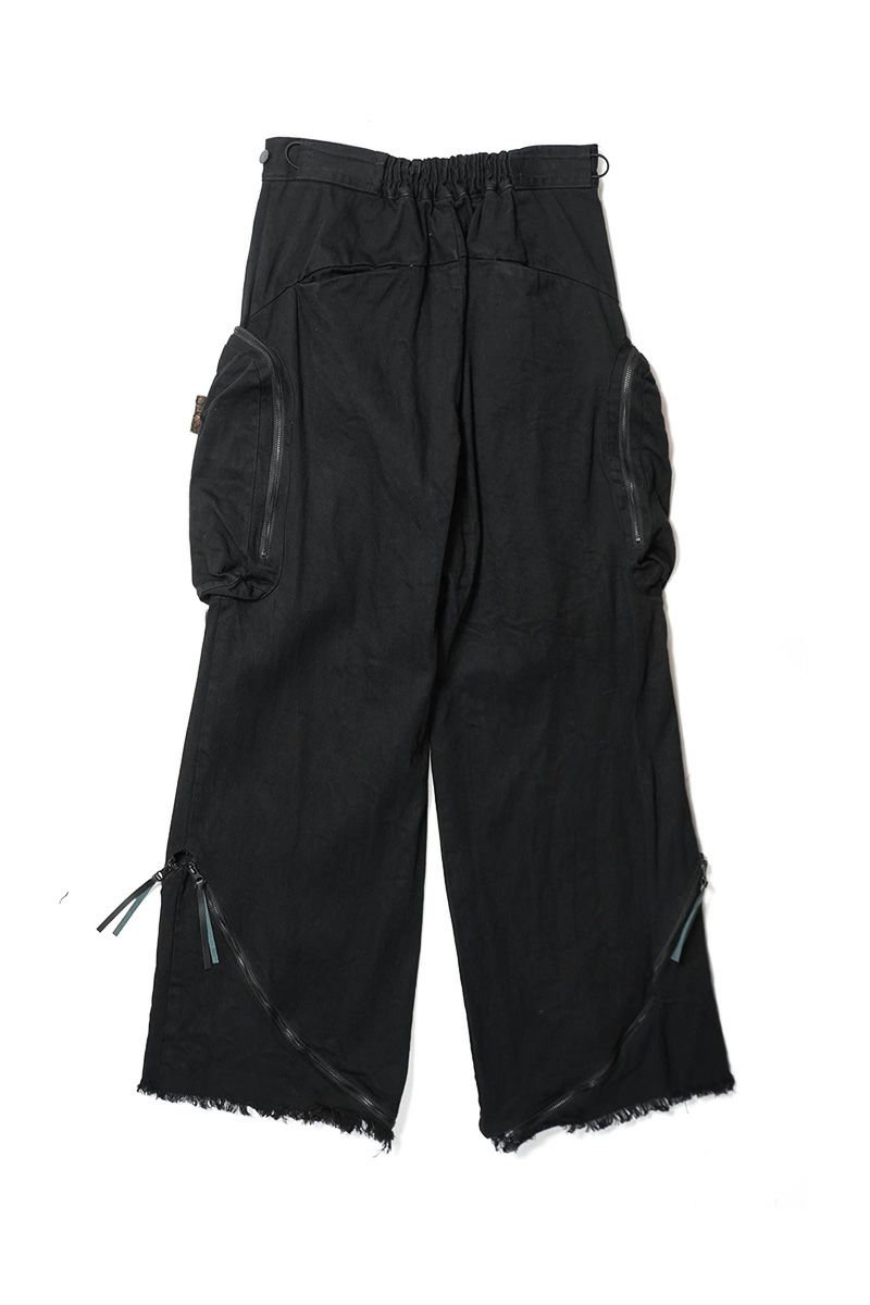  SYUMAN.(シュウマン) > SYUMAN.(シュウマン) Parachute cargo trousers by Blk 25FW-MS001-B