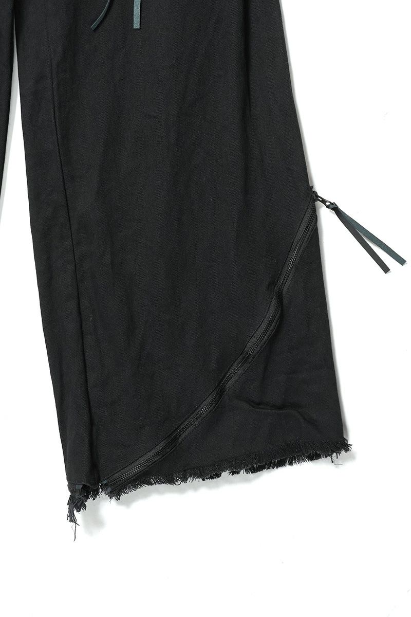  SYUMAN.(シュウマン) > SYUMAN.(シュウマン) Parachute cargo trousers by Blk 25FW-MS001-B