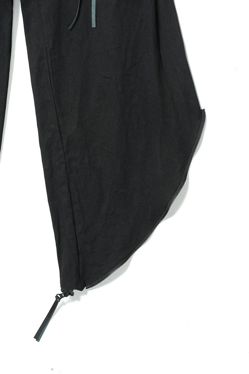  SYUMAN.(シュウマン) > SYUMAN.(シュウマン) Parachute cargo trousers by Blk 25FW-MS001-B