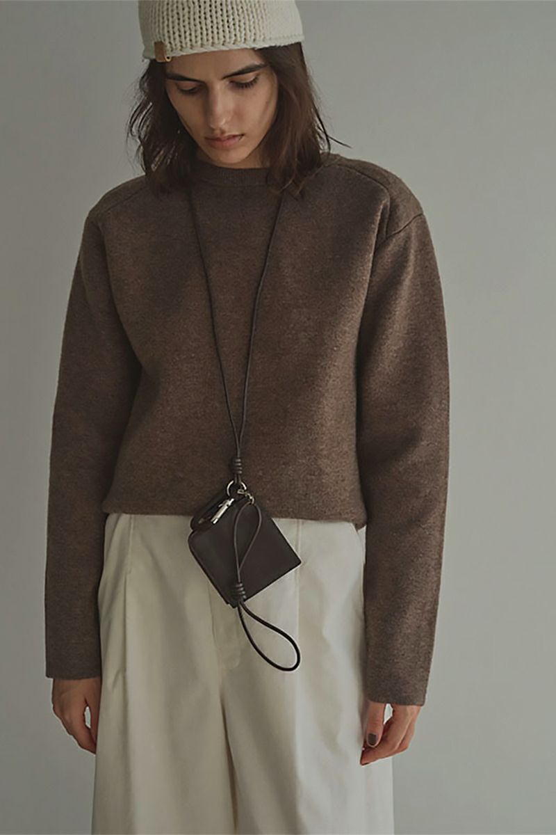 ETRE TOKYO(エトレトウキョウ) レザーコードカラビナスクエアパース 1225679111