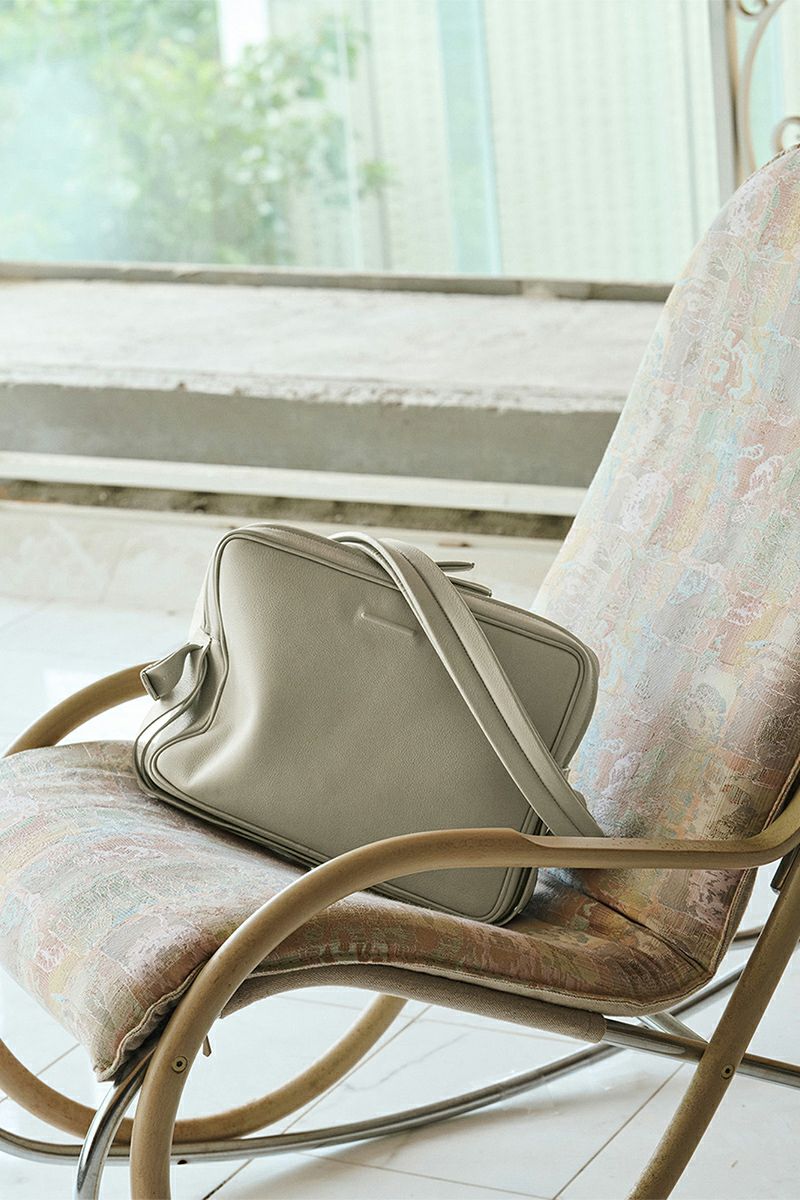 objcts.io(オブジェクツアイオー) ソフトショルダーバッグ スモール