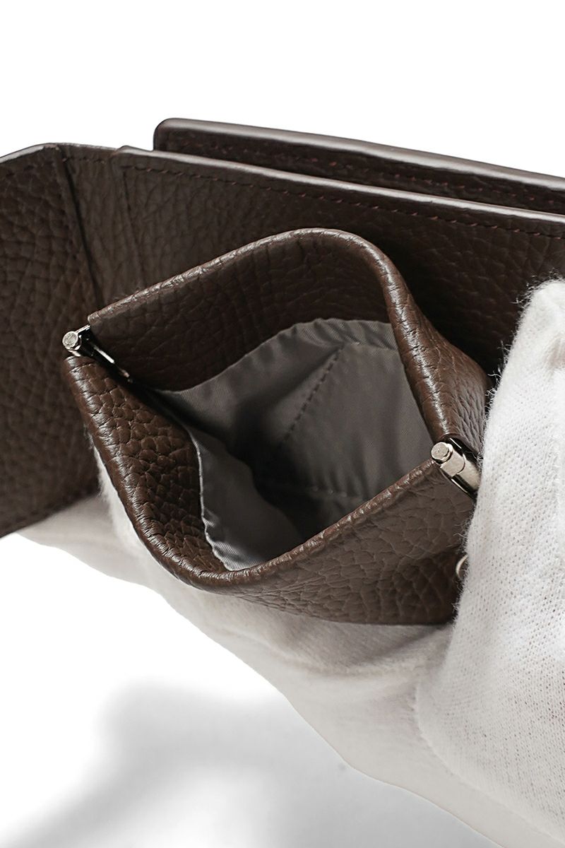 objcts.io(オブジェクツアイオー) iPhoneアクセサリー ストラップ付レザーウォレット