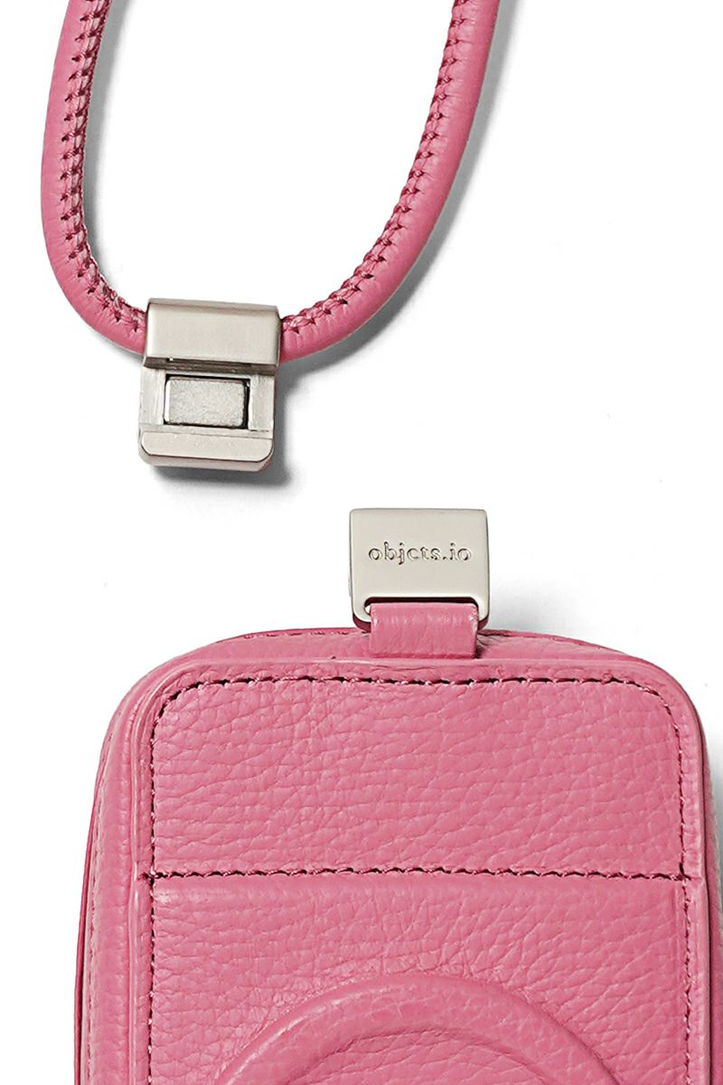 objcts.io(オブジェクツアイオー) iPhoneアクセサリー デタッチャブルストラップ付レザーマイクロバッグ