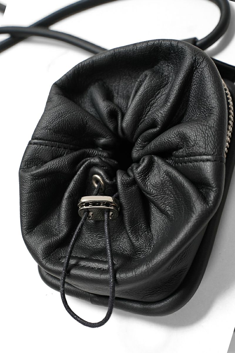 objcts.io(オブジェクツアイオー) iPhoneアクセサリー デタッチャブルストラップ付レザーパース