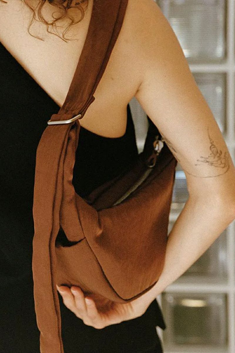 ITTI(イッチ) ANNIE PUFFER MINI MOON BAG / CERATOBRIGHT アニーパファーミニムーンバッグ セラトブライト ITTI-BAG-123-CB