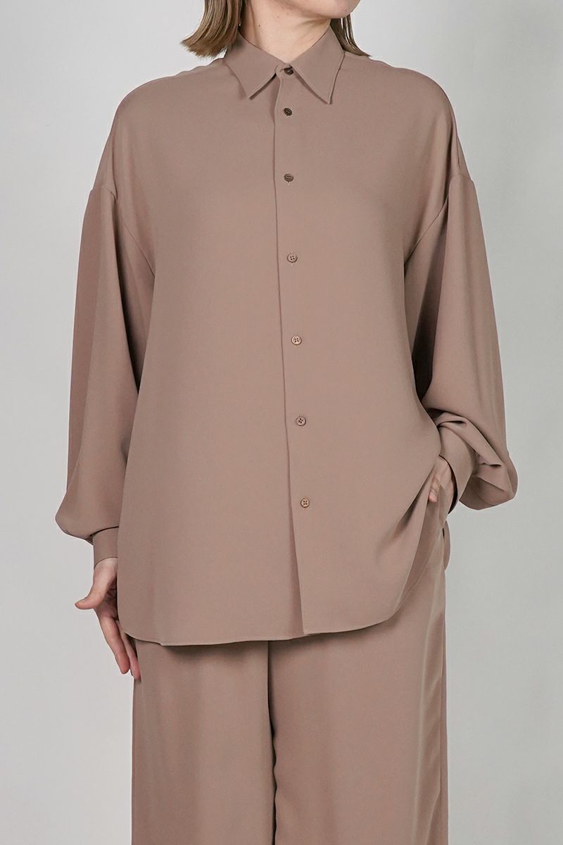 Graphpaper(グラフペーパー) Satin Oversized Regular Collar Shirts サテンオーバーサイズレギュラーカラーシャツ GL261-50077C